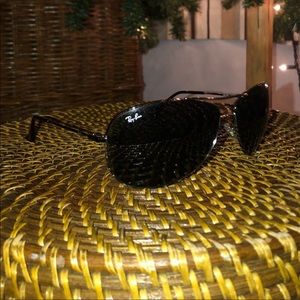 RAY BAN Like brand new, case, & unopened cloth!